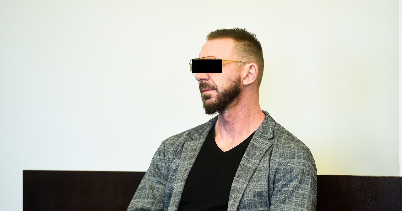 Były adwokat "od trumny na kółkach" trafi do aresztu w Szczecinie