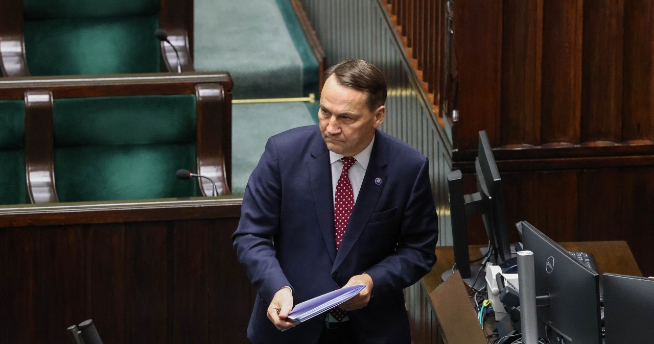 Sikorski o ataku na Iran: Polska miała pewną wiedzę uprzedzającą