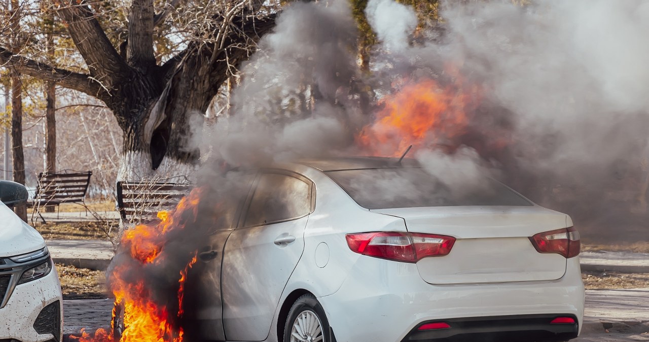 Eksplozja pod Rzymem: Samochody włoskiego dziennikarza i jego córki wysadzone w powietrze