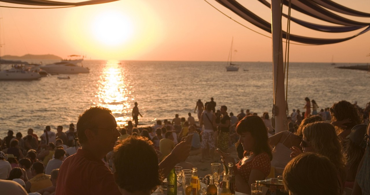 Pierwszy taki turystyczny spadek w Hiszpanii. Ibiza na czele