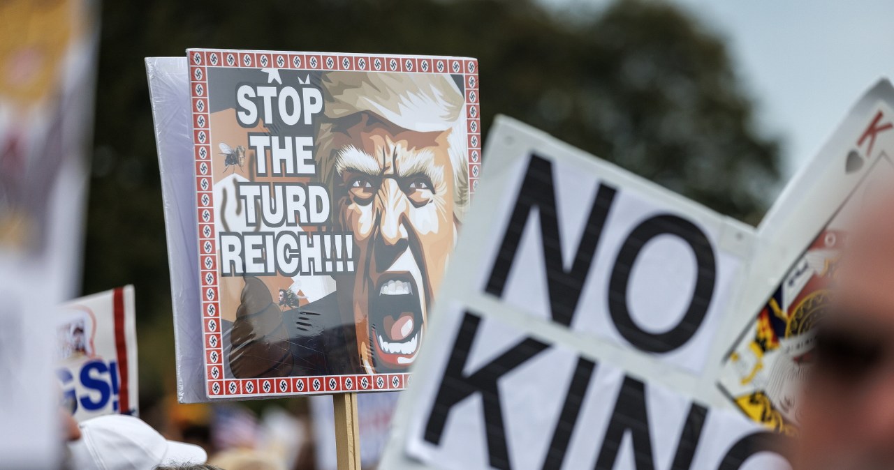 "Dlaczego Trump tak kocha Putina?". Miliony Amerykanów na ulicach