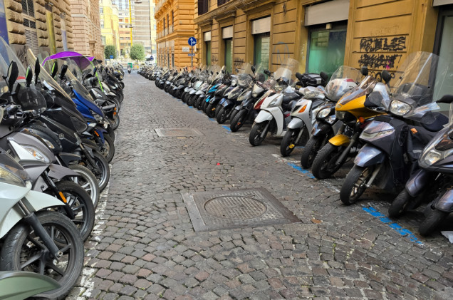 Włosi sprytnie naginają prawo. Wykorzystują do tego polskie tablice