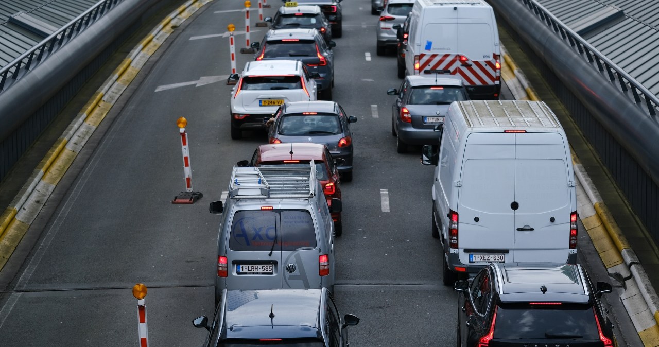 ​Poważny wypadek w Belgii. "Kabina polskiej ciężarówki zmiażdżona"