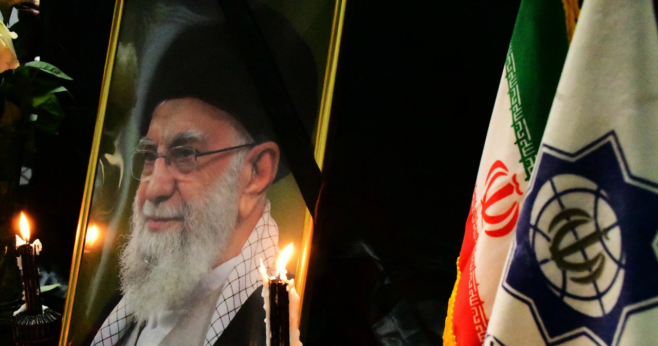 Żona ajatollaha Chameneiego żyje? Zaskakujące doniesienia z Iranu