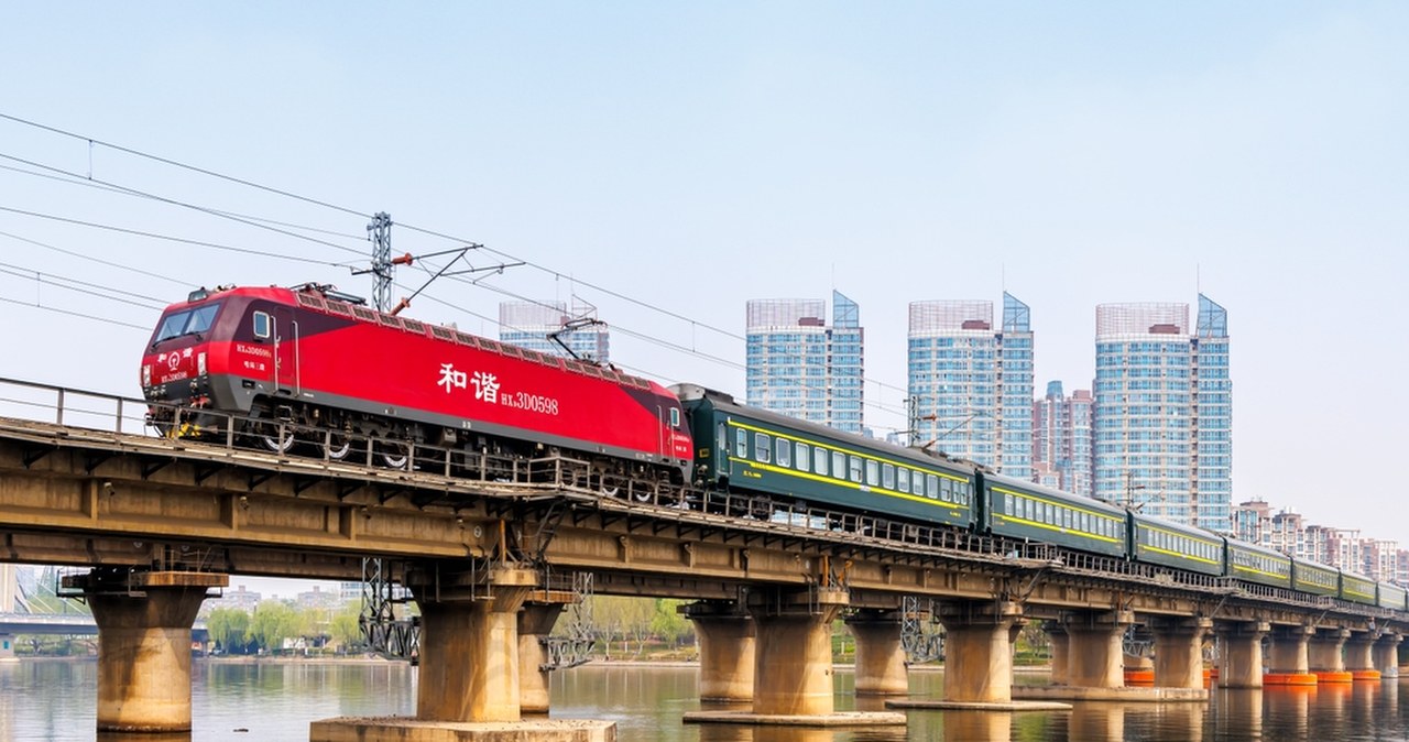 Pierwszy od dłuższego czasu pociąg do Pjongjangu wyruszył w trasę