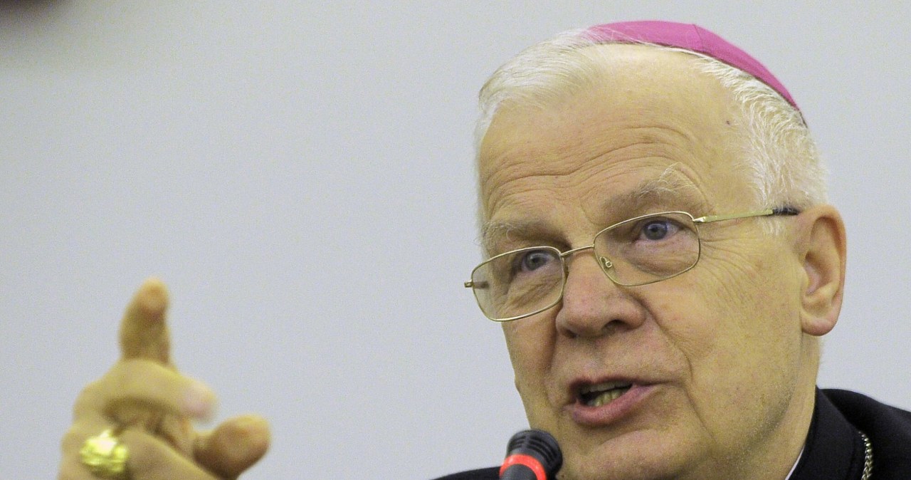 Abp Józef Michalik trafił do szpitala. Nagła operacja