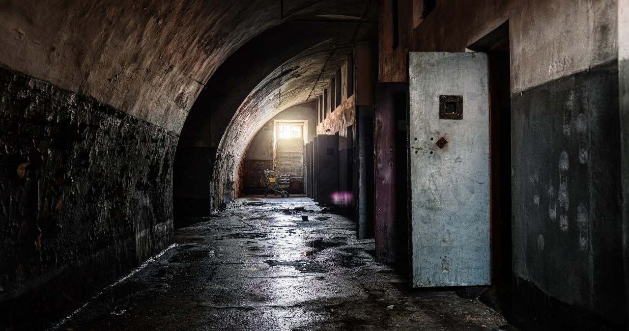 Areszt tymczasowy, który trwał 18 lat. Osadzeni wyszli na wolność