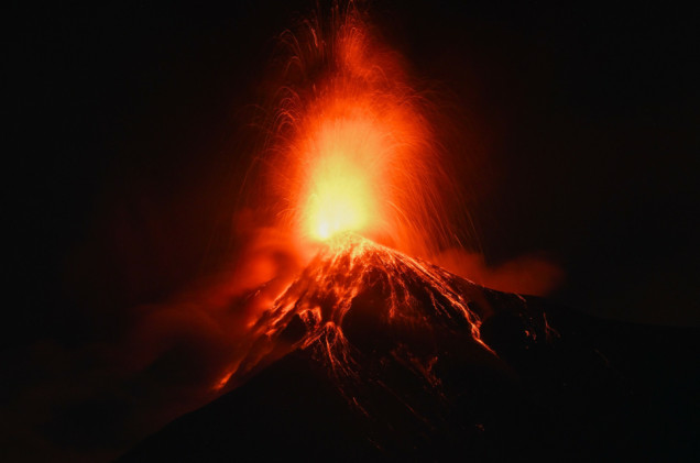 Ewakuacja w Gwatemali. Wulkan Fuego wszedł w intensywniejszą fazę erupcji
