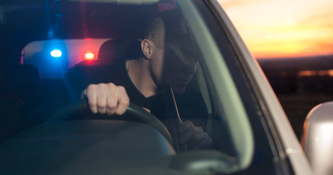 Poszukiwany i pijany. Uciekał przed policją przez pół Warszawy