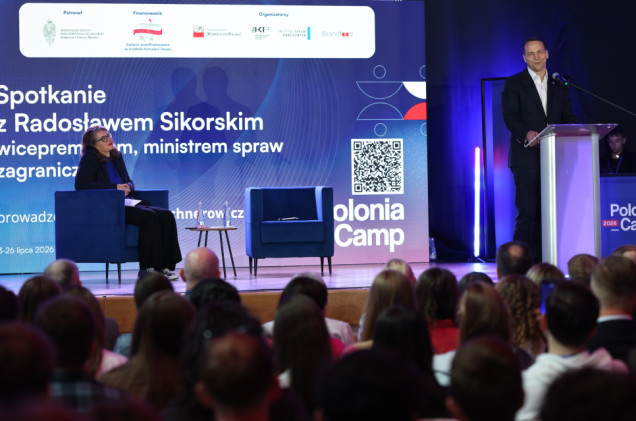 Sikorski do młodzieży polonijnej: Zwiążcie swoją przyszłość z Polską