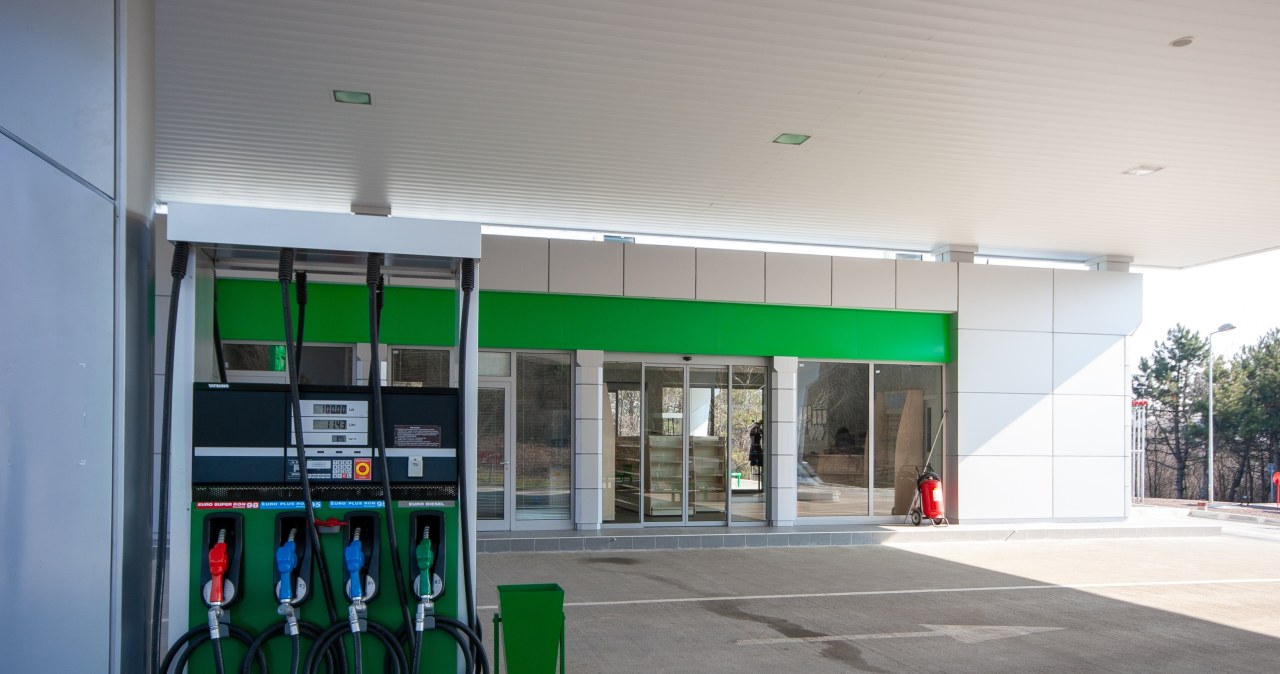 Ceny paliw a zakaz alkoholu na stacjach. Nieprzychylna opinia ministra energii