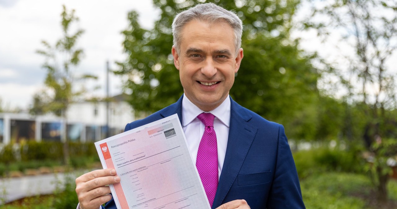 ​Sprawa aktów małżeństw jednopłciowych przyspiesza. Minister ogłosił