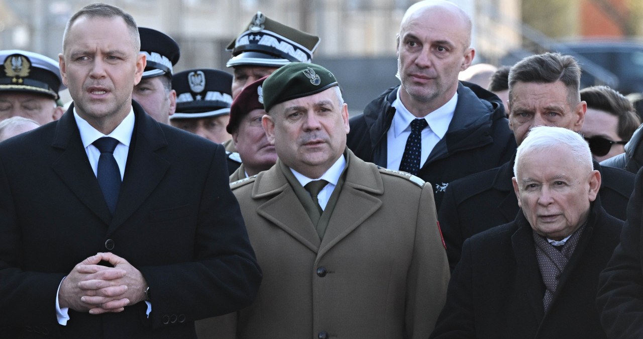 Apel przed Pałacem Prezydenckim. Symboliczny gest w rocznicę tragedii